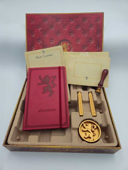 Game of Thrones: House Lannister Deluxe Stationery Set